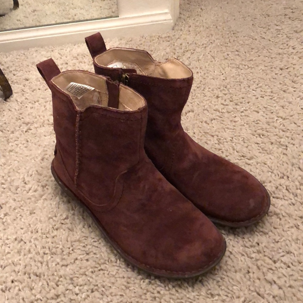 Ugh Neevah winter boot